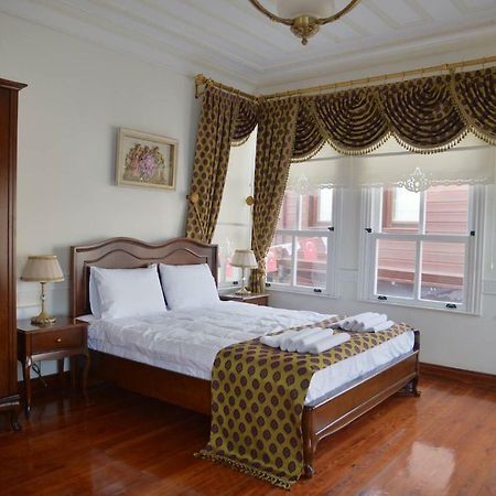 Calikusu Tarihi Besevler Hotel Tekirdağ Luaran gambar