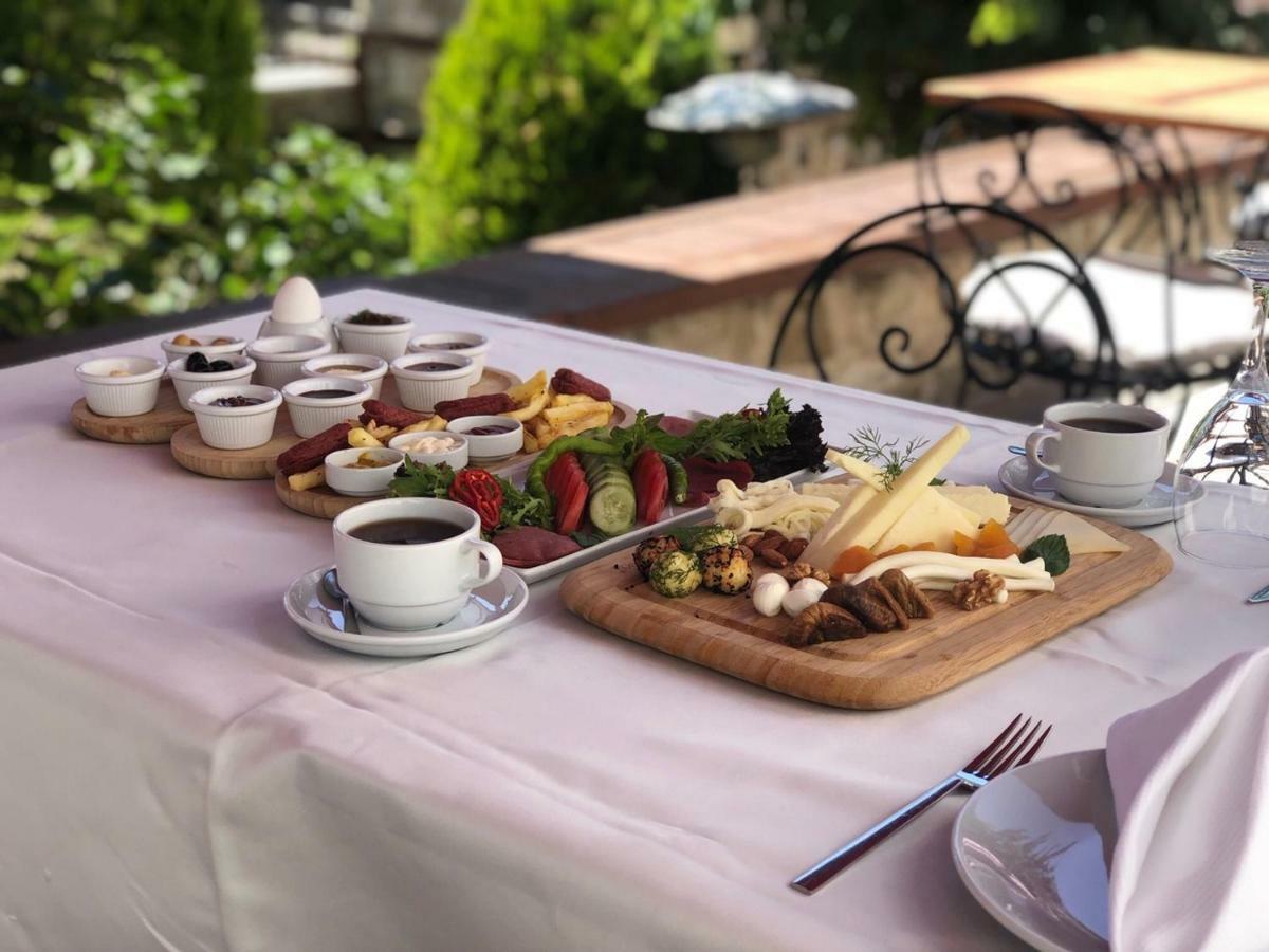 Calikusu Tarihi Besevler Hotel Tekirdağ Luaran gambar